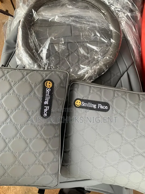 Smiling Face Grey Seat Cover - Dukan Mota - 1