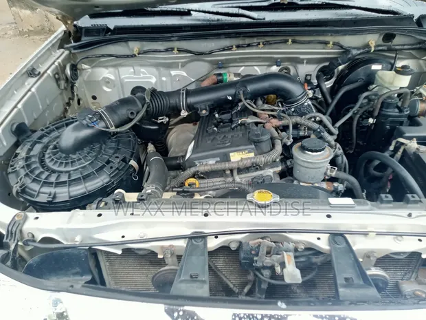Toyota Fortuner 2.7 AWD 2013 - 1