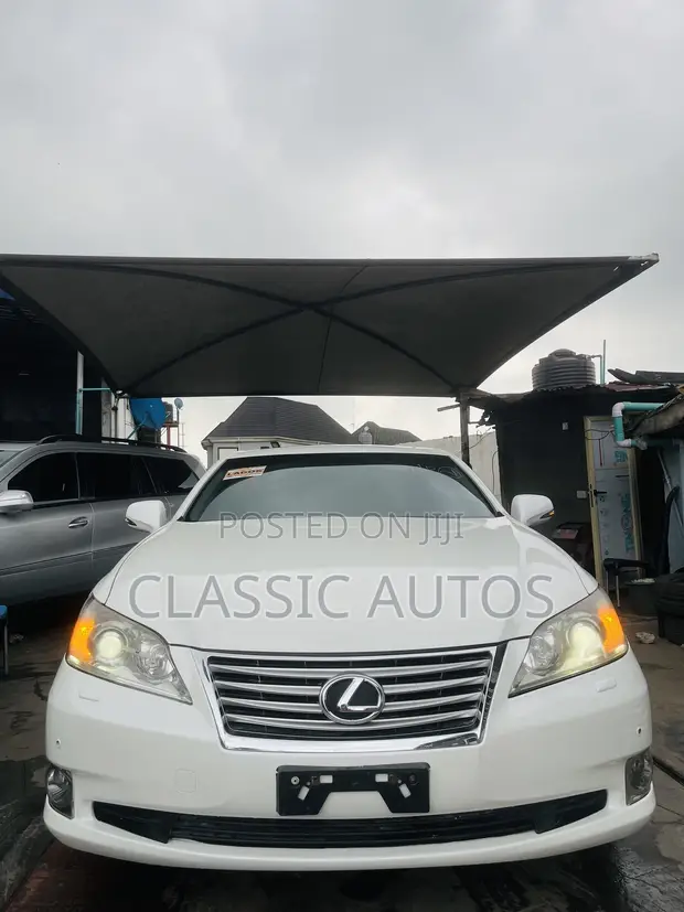 Lexus ES 350 2011 Fari - 1