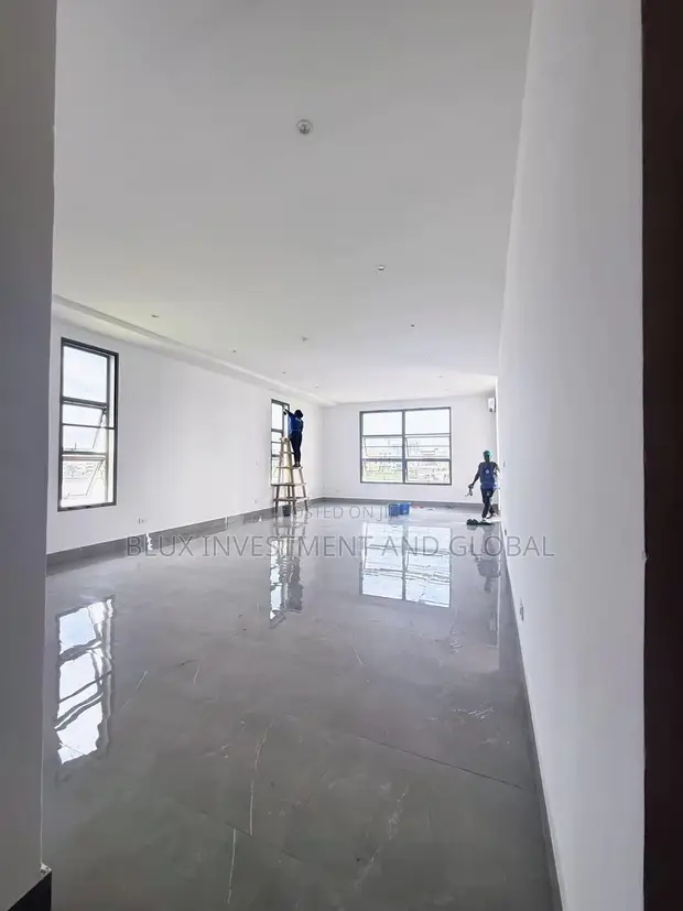 6-Bedroom Luxury Villa for Sale in Ikoyi - 1