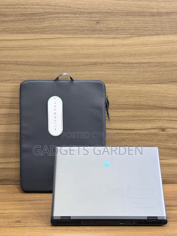 Alienware M16 R2 Laptop - Intel Core Ultra 7, 16GB RAM, 1TB SSD - 1