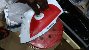 Brand New Mid-Size Steam Iron