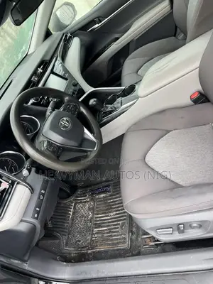 2019 Toyota Camry LE 2.5L Black