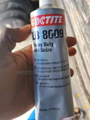 LOCTITE Heavy Duty Anti-Seize Brush-Top Tube