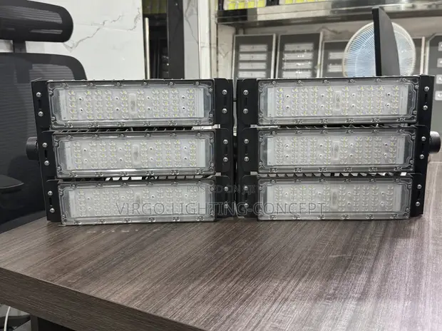 300W Modular LED Floodlight / Stadium Light - 1