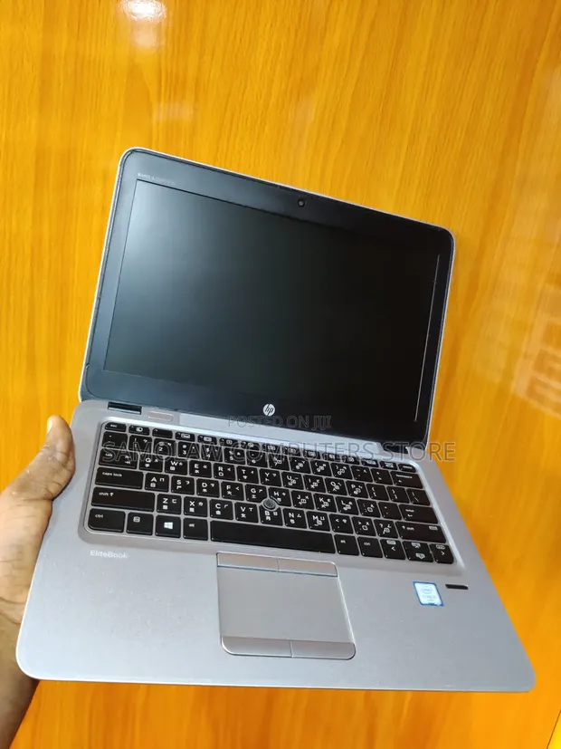 HP EliteBook 820 G3 Laptop - Intel Core i5, 8GB RAM, 256GB SSD - 1