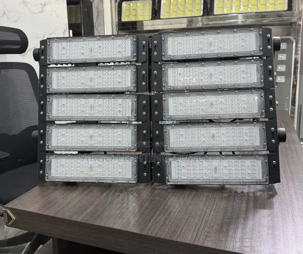500W LED Flood Light - 1