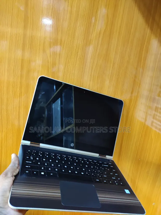HP Pavilion x360 14t 8GB Intel Core i5 SSD 256GB - 1