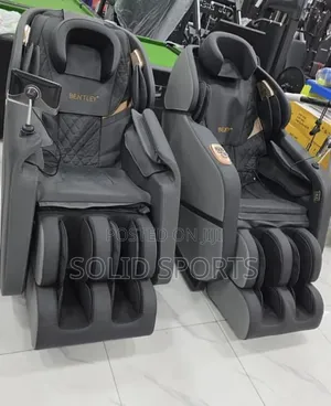 Luxury Massage Chair - Brand New