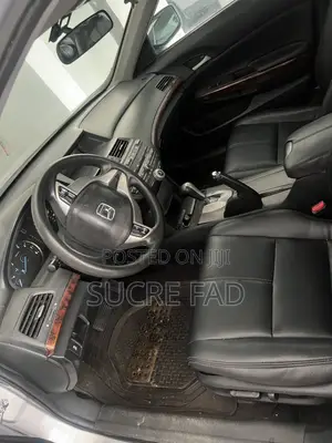 Honda Crosstour 2.4 FWD 2013 Silver