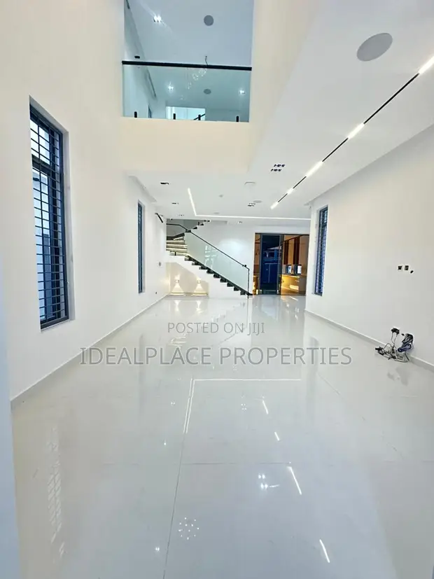 5 Bedroom Duplex da Pool & BQ a Lekki Phase 1 - 1