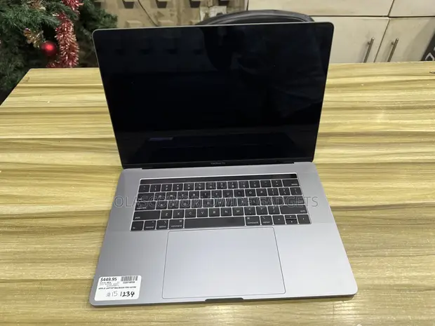 Apple MacBook Pro 2019 15" 32GB RAM Intel Core i9 1TB SSD - 1