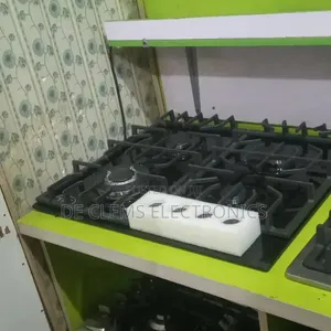 Cliff 4-Burner Inbuilt Gas Cooker Hub