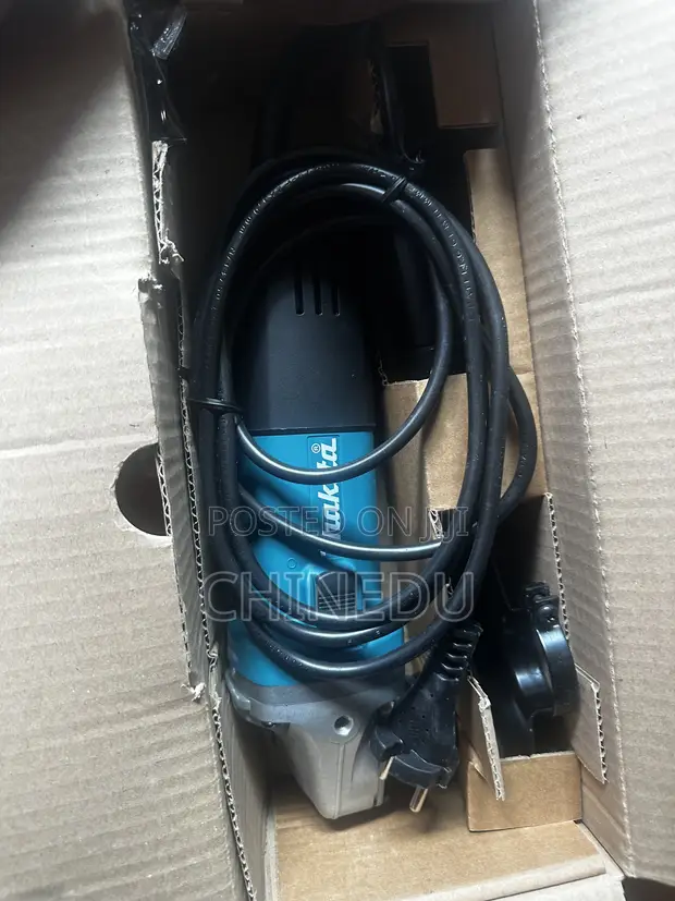 Makita 4-1/2" Angle Grinder (Brand New) - 1
