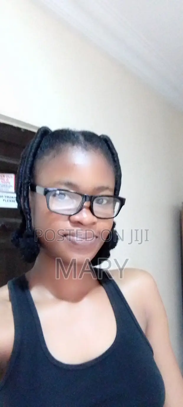 Housekeeping & Cleaning CV - Mary - 1