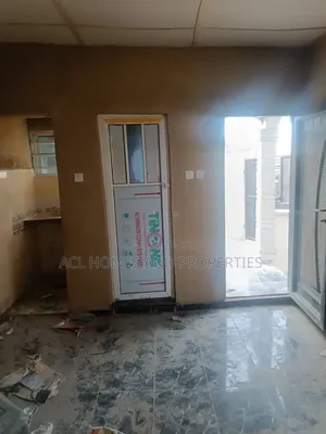 Gidan Kwalba Mai Dakin Kwana 1 don Sawa a Celestial, Adamo