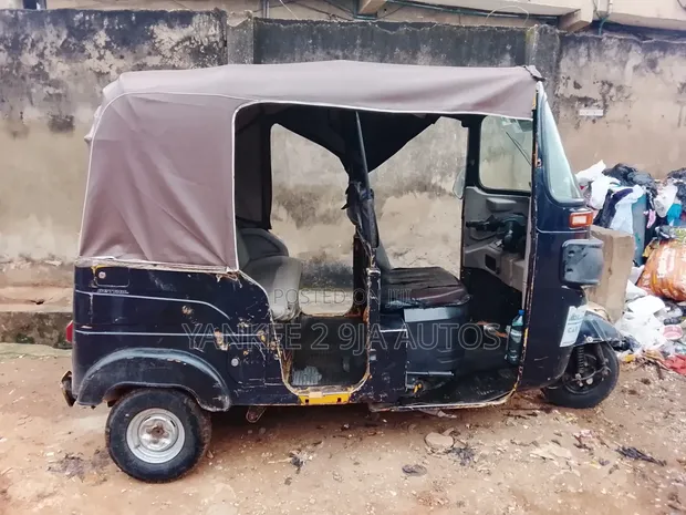 2004 Tricycle - CNG Converted - 1