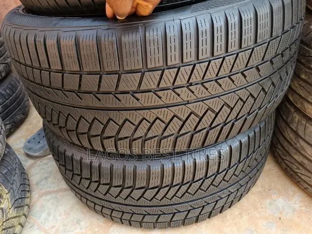 2x 295/40 R22 Continental Tires - 1