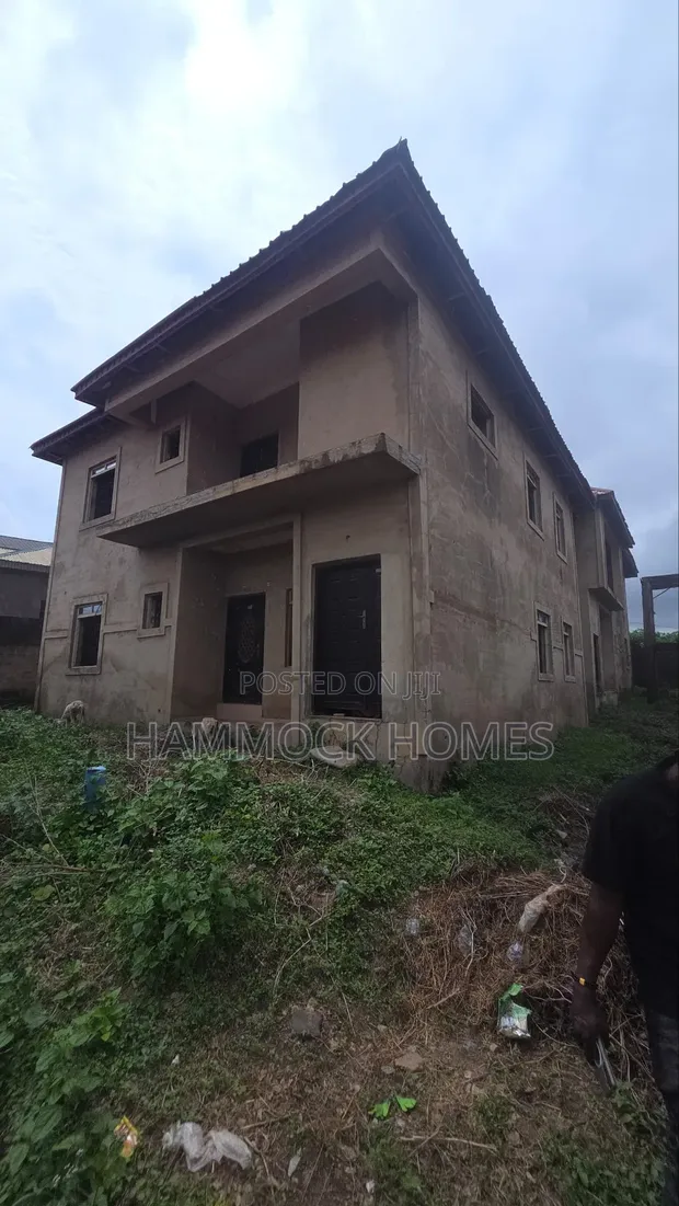 Uncompleted 4 Units of 3-Bedroom Flats in Ojoo, Ibadan - 1