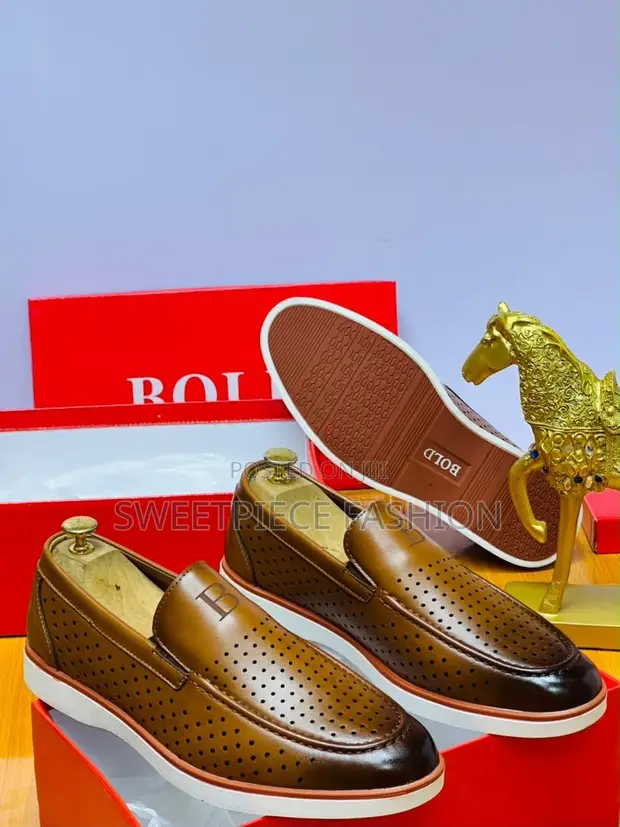 Bold Men's Premium Leather Loafers - Size 43-45 - 1