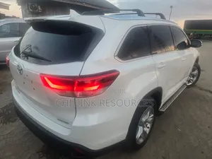 Toyota Highlander 2016 Fari