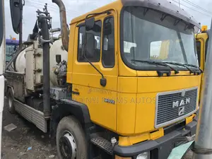 MAN Sewage Vacuum Truck - 15,000 Liters - 2006