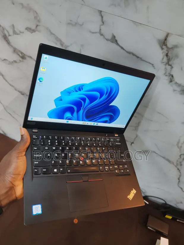 Lenovo ThinkPad X390 Laptop - 8GB RAM, 256GB SSD - 1