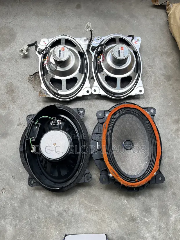 JBL Masu Magana na Toyota Camry (2005-2013) - 1