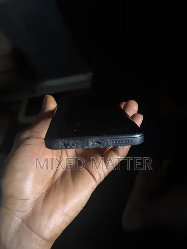 Infinix Smart 7 HD 64GB Black - 1