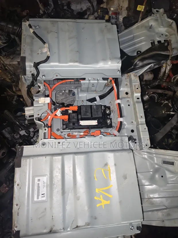 Toyota RAV4 2016 Hybrid Battery Pack - 1