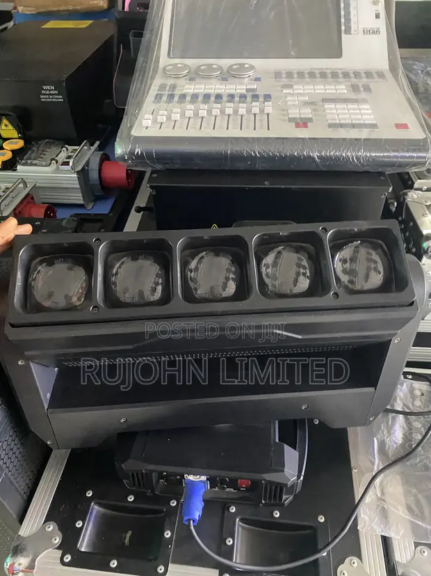 5-Head LED Blinder Light - 1