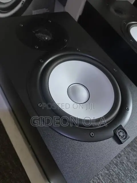 Yamaha HS8 Studio Monitor - 1
