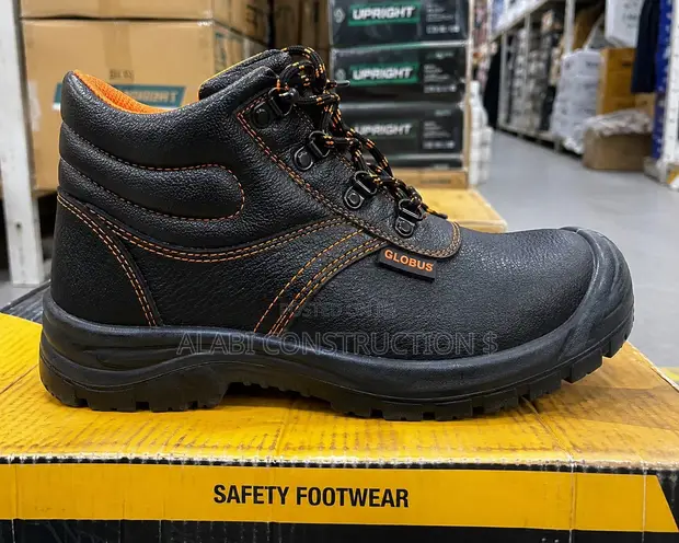 Durable Safety Boots for Construction & Industrial Work - 1