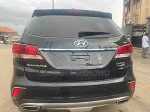 2017 Hyundai Santa Fe Limited - Black