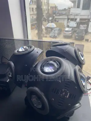 3-Head Moving Stage Light