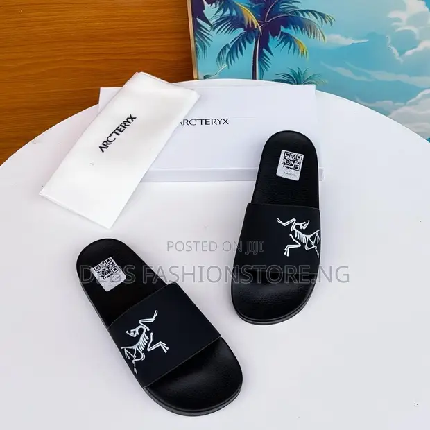Coach Slides - Quality & Boxed - All Sizes - 1
