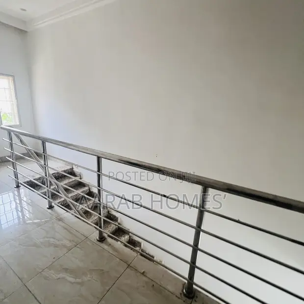 2 Bedroom Block of Flats don haya a Gwarinpa - 1