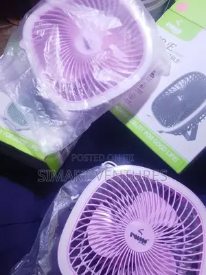 Iwin Rechargeable Desktop Fan 8"