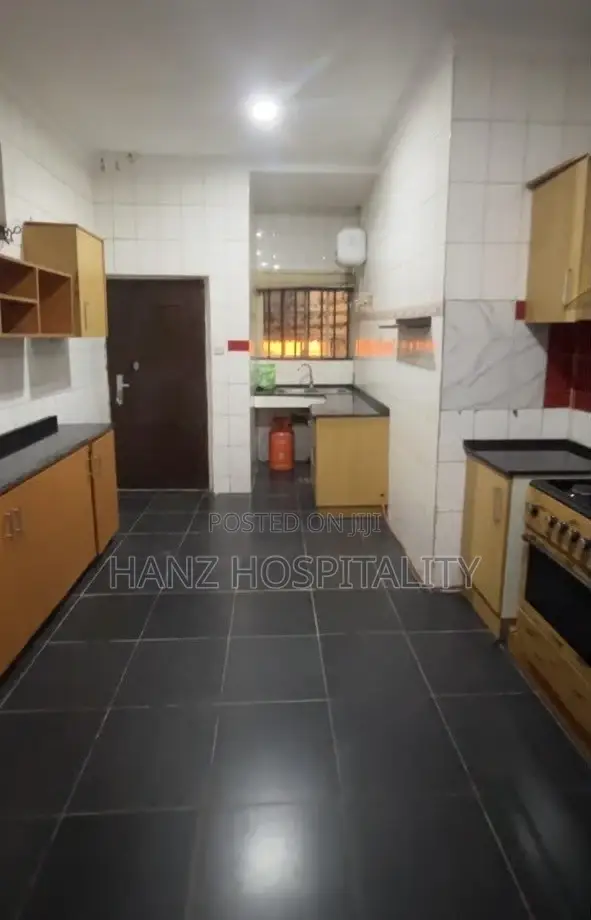 3-Bedroom Semidetached Shortlet Apartment in Jabi - 1