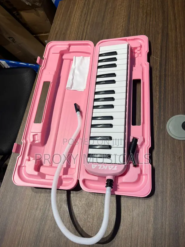 32-Key Portable Melodion Keyboard (Melodica) - 1
