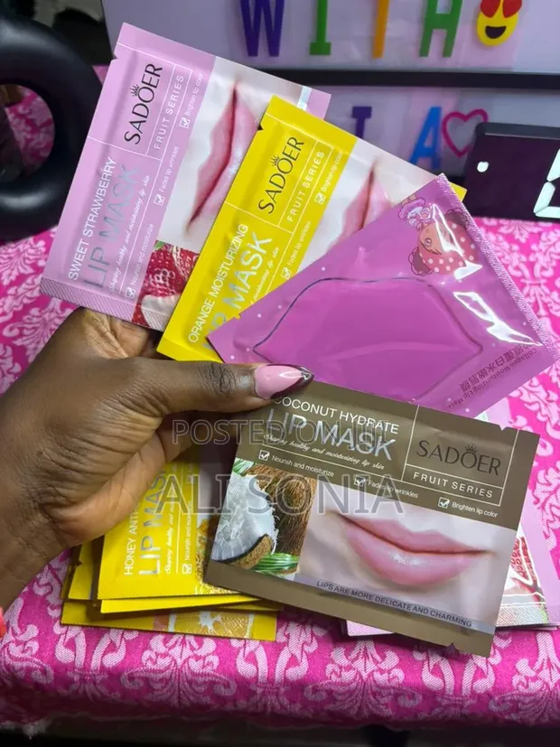 Sadoer Karshen Kasuwa Lip Mask - Sayarwa Gaba Daya - 1