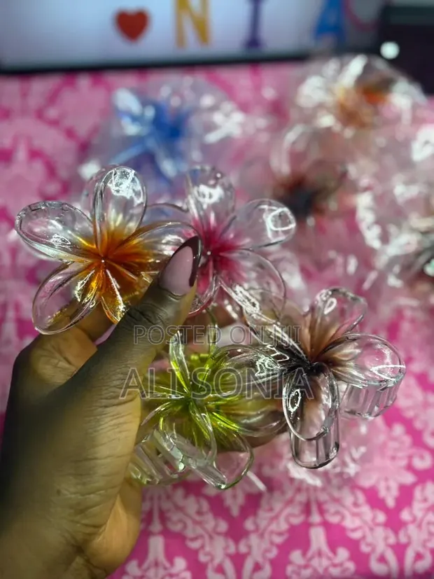 Flower Clips (18 Pieces Bulk) - 1