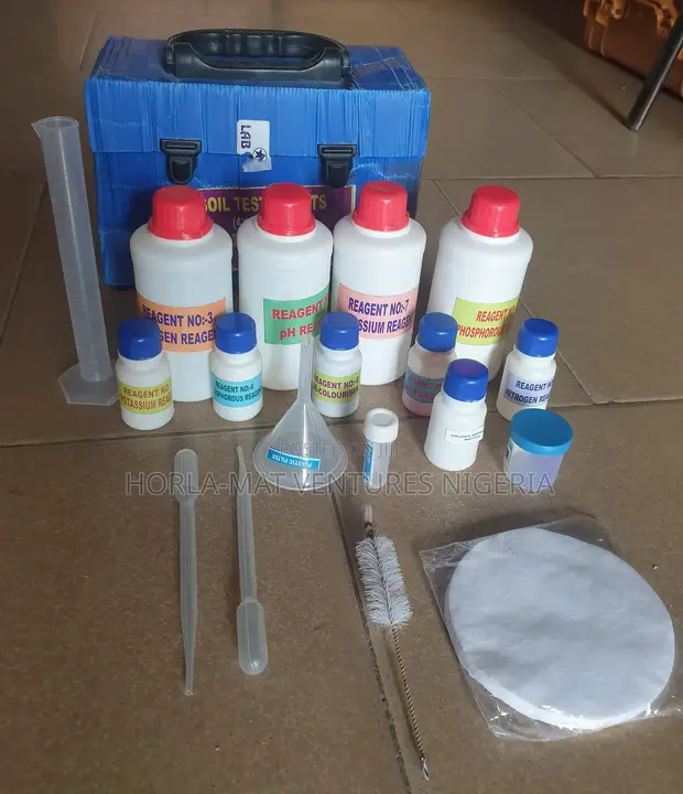 Soil Test Kit with Reagents & Lab Accessories - 1