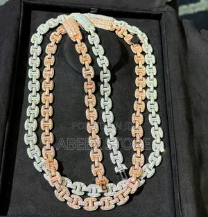 Luxury Zirconia Chain - Gold & Silver