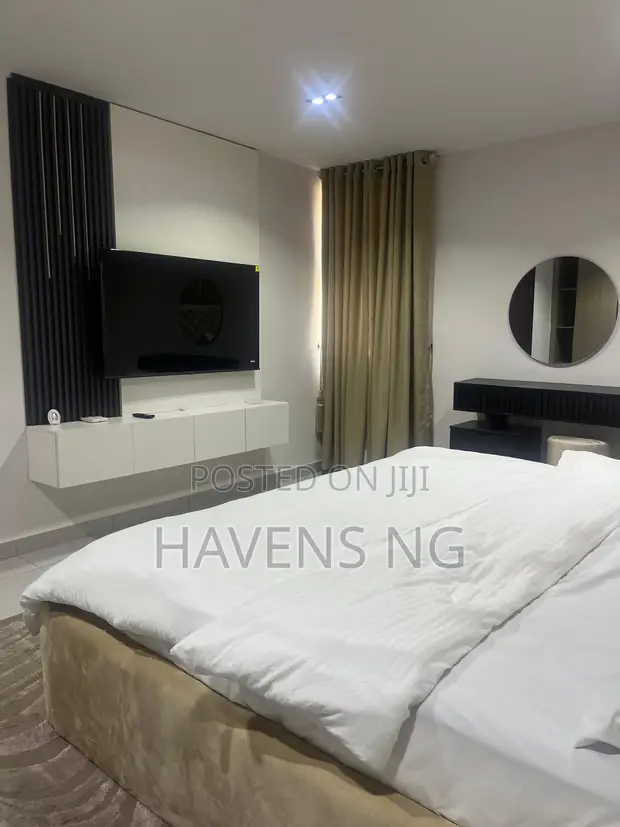Luxurious 2-Bedroom Apartment for Short Let in Victoria Island - 1