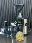 Queen Slow Juicer - Brand New - 2