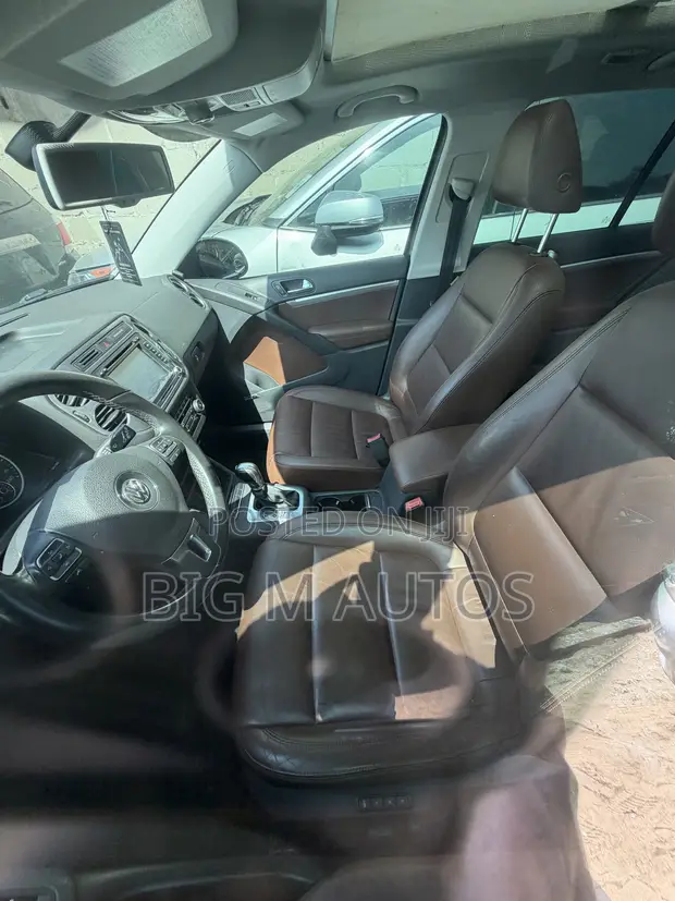 Volkswagen Tiguan 2012 - 1