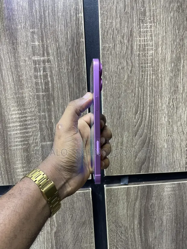 Apple iPhone 16 Plus 256GB Pink - 1