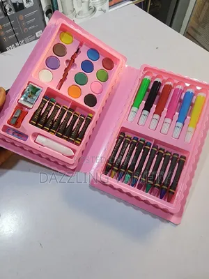 42-Piece Children's Art Set: Watercolour & Crayons