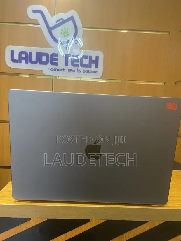 Apple MacBook Pro 2021 M1 Pro 16" 32GB RAM 1TB SSD - 1